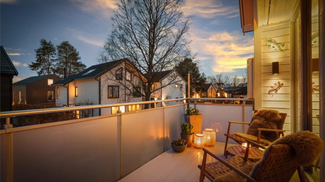 Den sydvendte plasseringen gir gode solforhold.