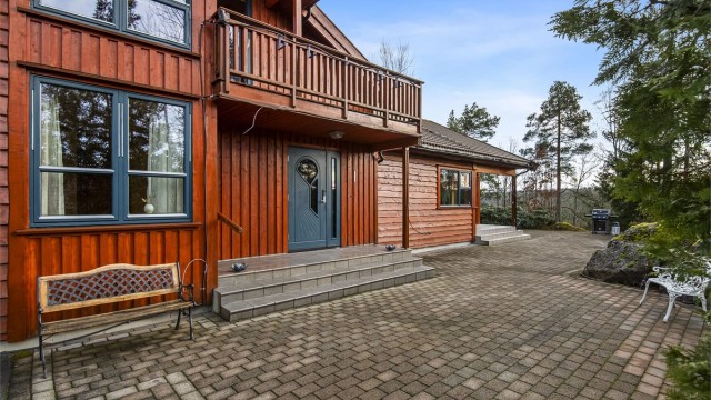 Åmotgrenda 4 - presentert av Krogsveen AS v/Andreas S. Bjønnes