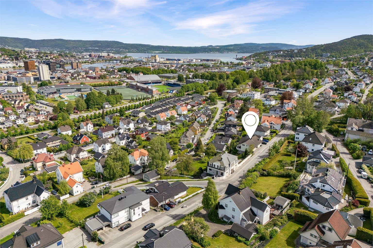 Danvik er en av de eldste bydelene i Drammen - beliggende på sydsiden av Drammenselva mellom Gulskogen og Austad/Fjell/Tangen