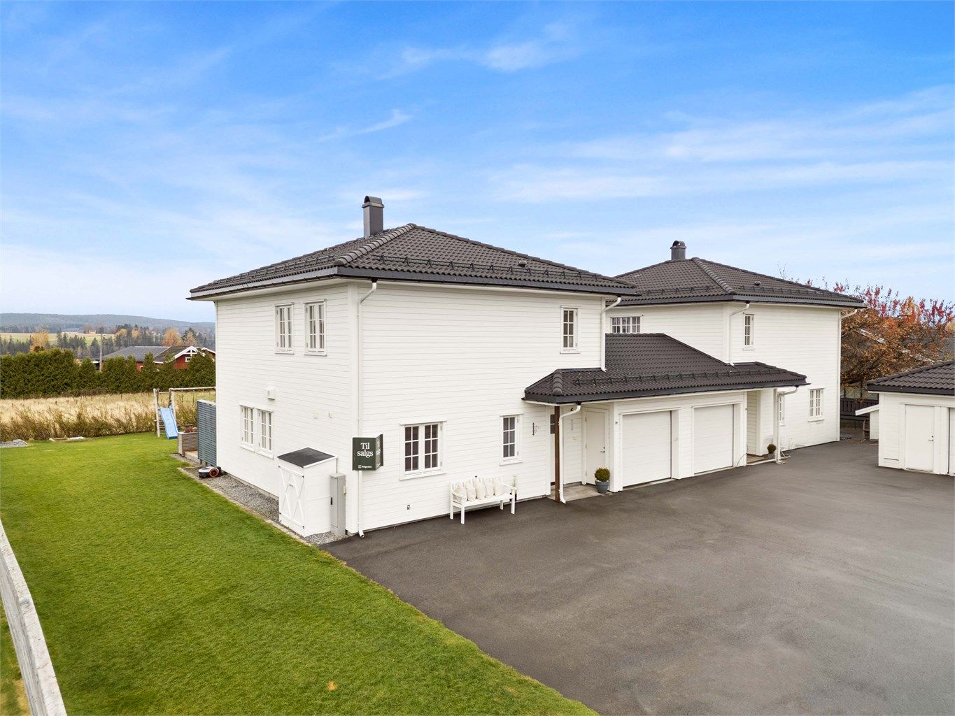 Med Glomma som din nærmeste nabo, i et rolig og godt etablert boligområde finner du Flatlivegen 6!