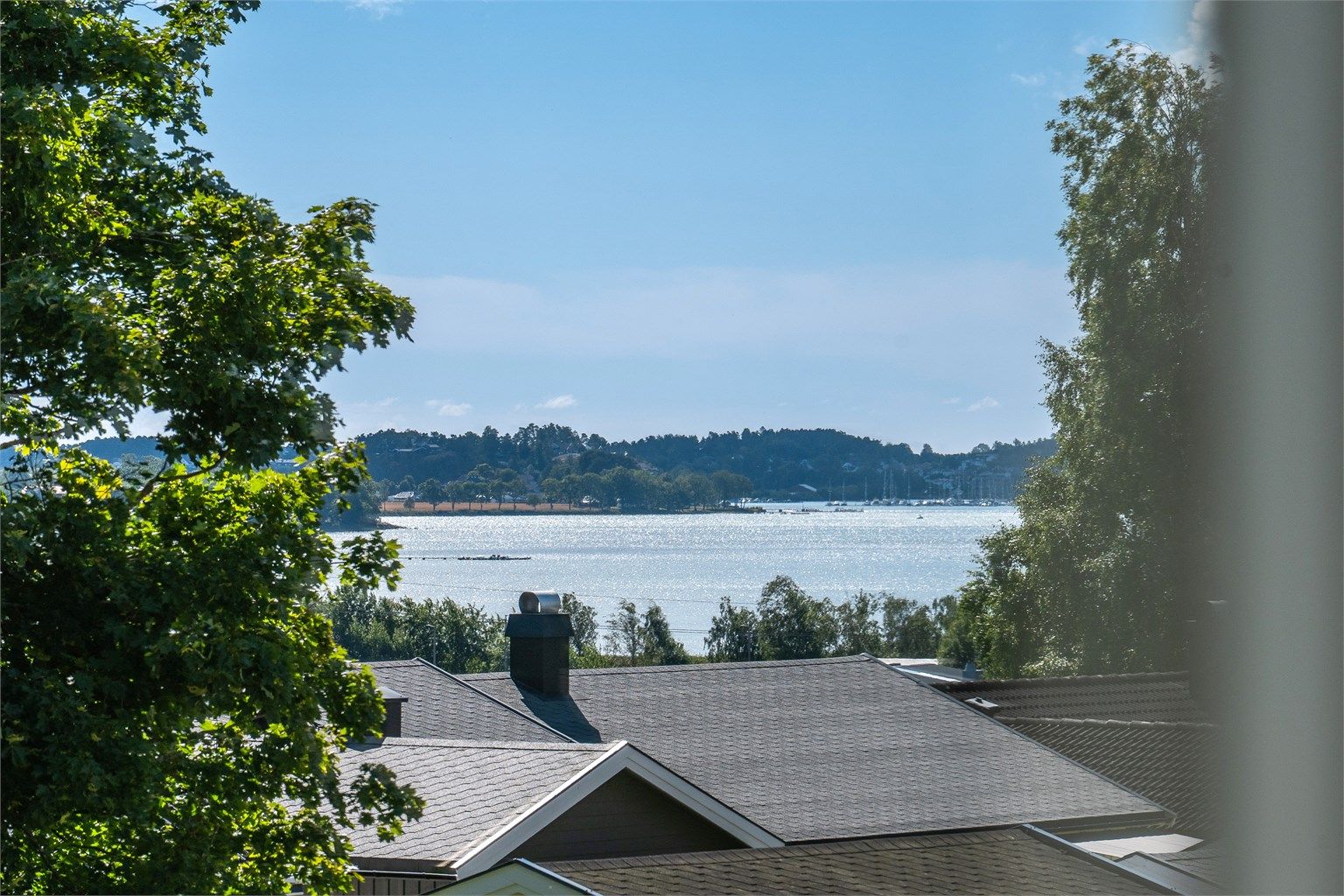 Sentral beliggenhet i Tønsberg med nærhet til sentrum, vakker natur og flotte turområder