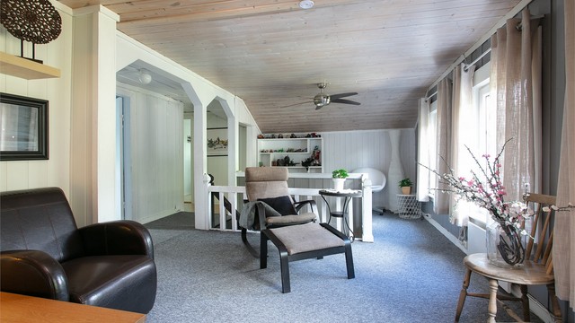 Loftstuen i andre etasje gir ekstra plass for TV-krok eller lek.