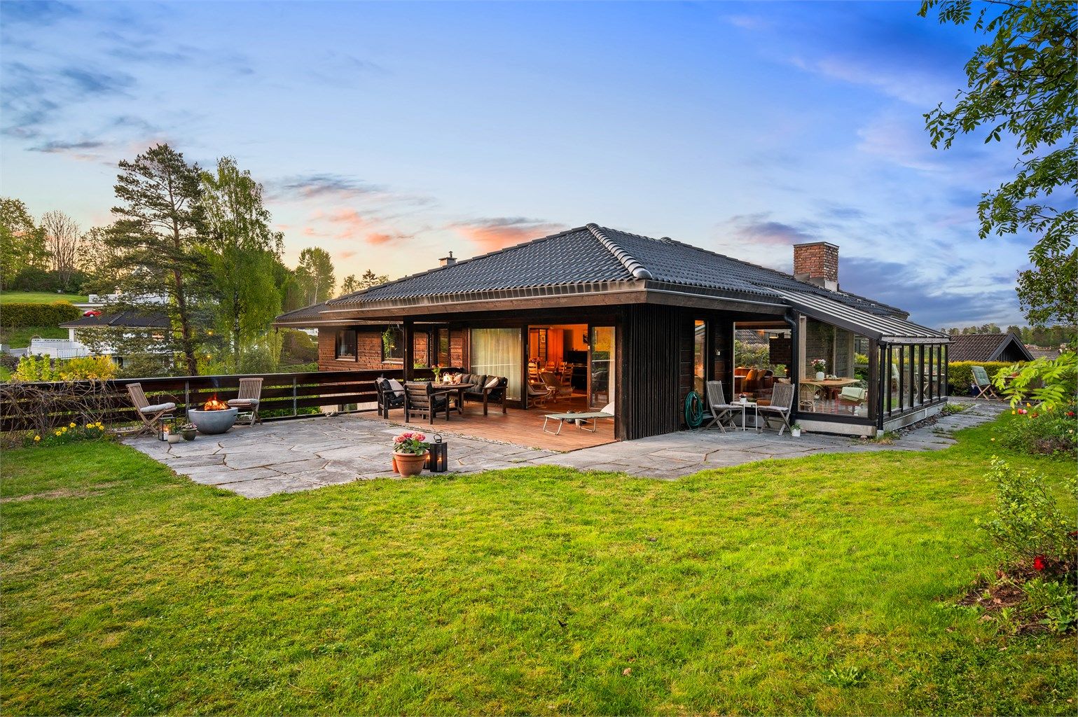 Tom Martinsen v/ Krogsveen har gleden av å presentere Gamle Leangvei 2!