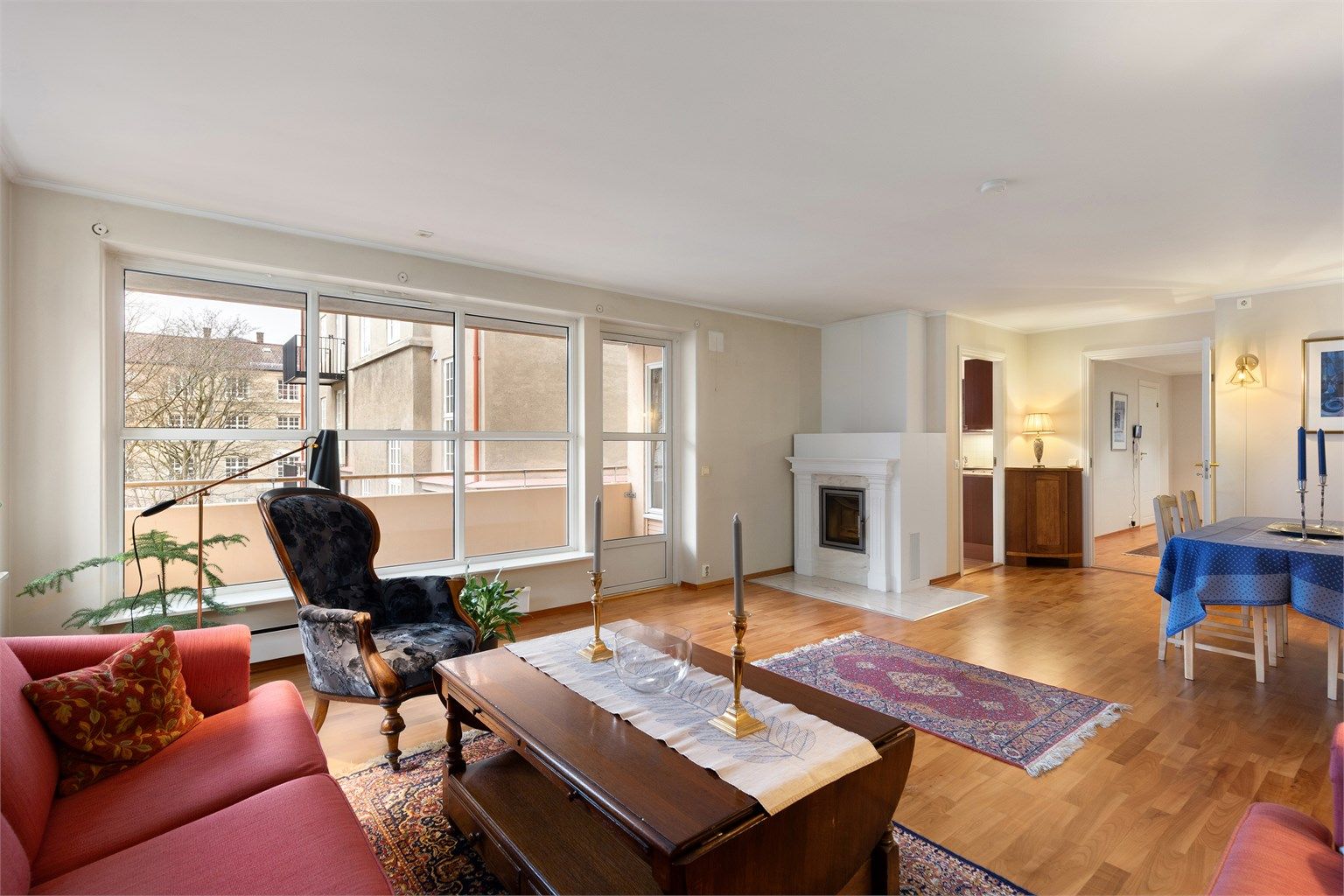 Leiligheten har hatt samme eier siden bygget var nytt i 2002 og har standard fra byggeår