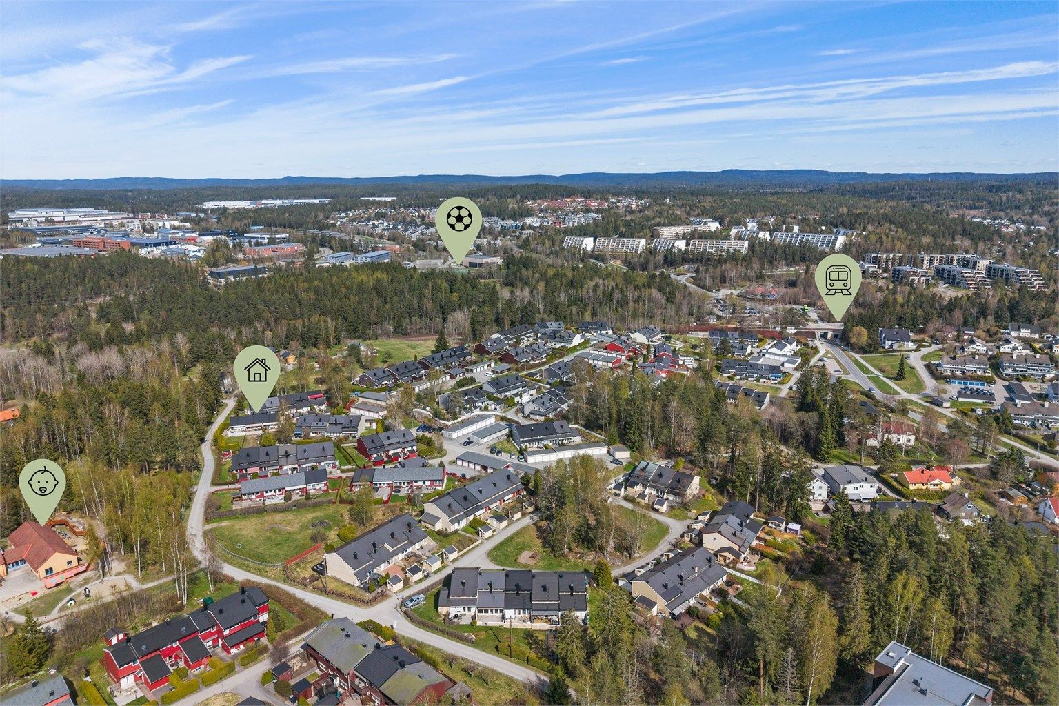 Sentral beliggenhet på Langhus med kort vei til det aller meste.