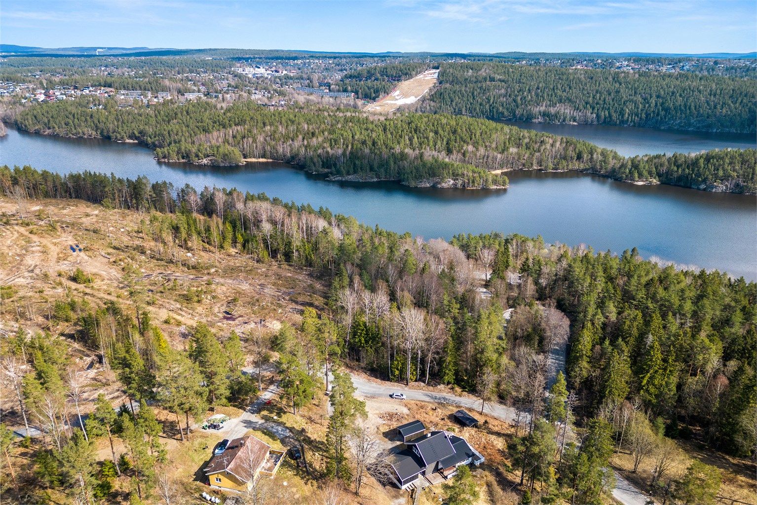 Drone - Nærhet til Gjersjøen og Kolbotn