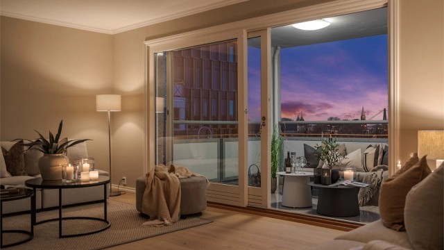 Leiligheten er trivelig både dagtid og kveld.