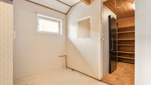 Kjølerom er bygget i innerste bod, kjøleaggregat er imidlertid ikke installert.