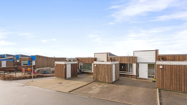 Lene Hviding v/Krogsveen har gleden av å presentere Storåkerveien 23.