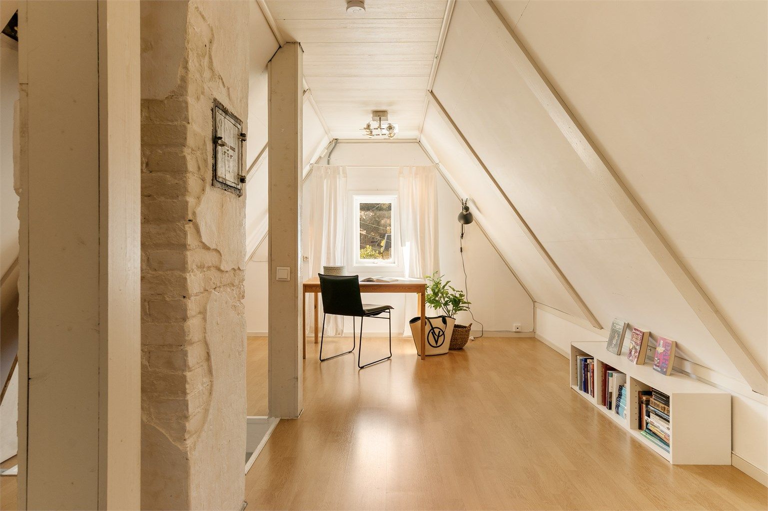 - Loftstue -
