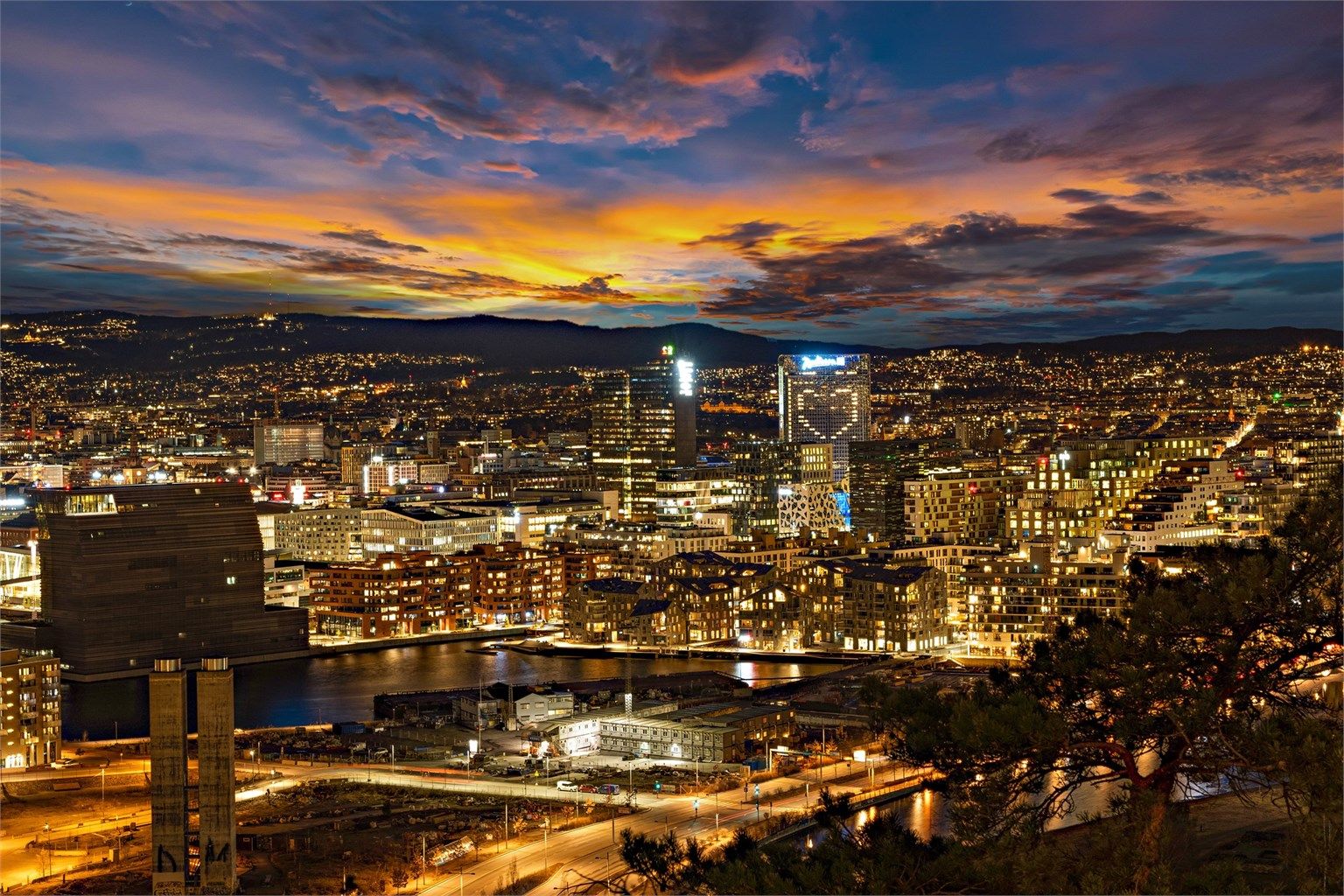 Området er sentralt, med sykkelavstand til blant annet Bjørvika og sentrum.