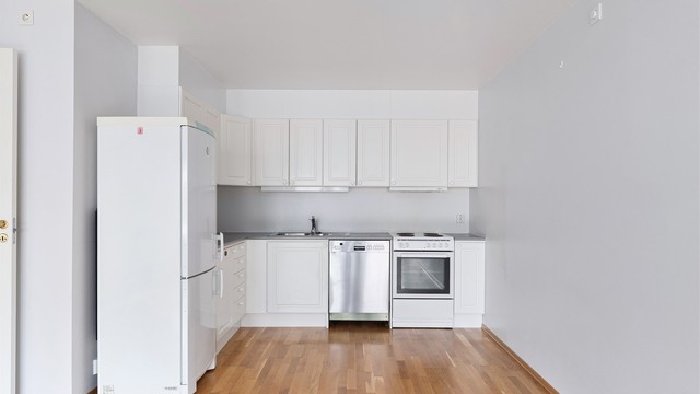 Kjøkkenventilatoren er tilkoblet felles avtrekkskanal.