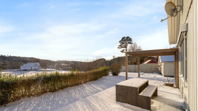Uteområdet gir flere soner til sosiale sammenkomster og gode solforhold