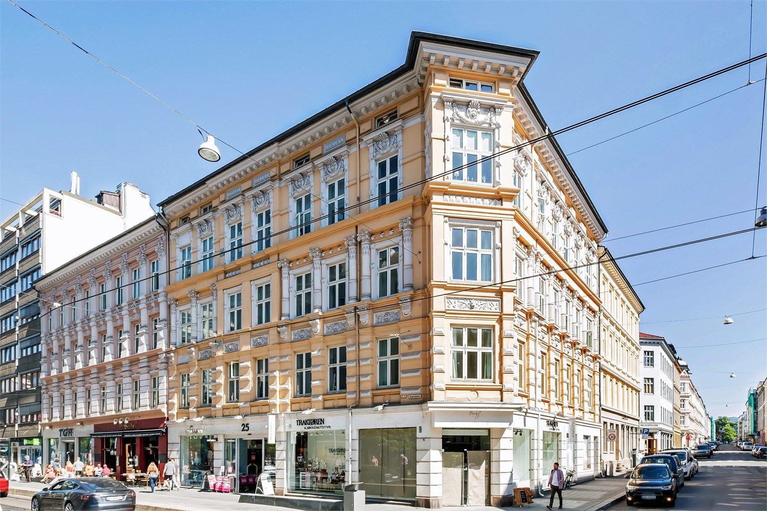 Velkommen til Bogstadveien 25! 