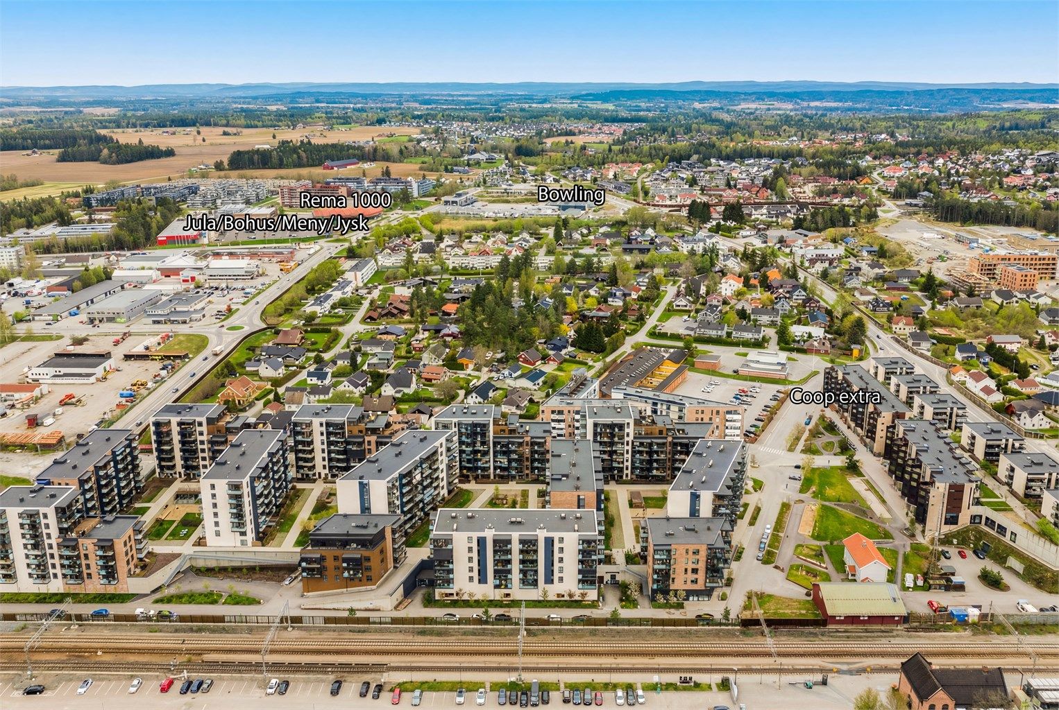Oversikt over Saga Park og Jessheim sentrum. Jessheim Storsenter er kun 8 minutter unna til fots.
