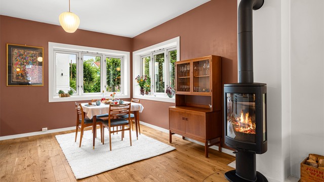 Moderne peis som kommer godt med på kalde høst/vinter dager.