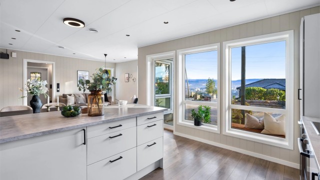 Sosial og luftig planløsning med godt lysinnslipp