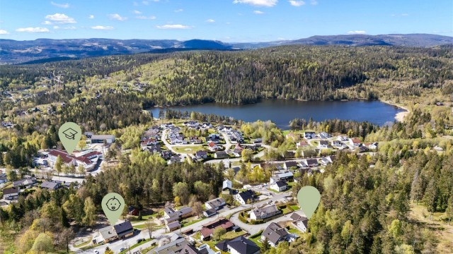 Her bor du i barnevennlige omgivelser med kort gangavstand til barnehage, barneskole og Stordammen med badeplass.
Foto: Knipzet AS - Emmy af Geijerstam