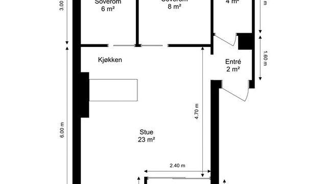 Leiligheten har en arealeffektiv planløsning som skiller de to soverommene fra den sosiale sonen.
