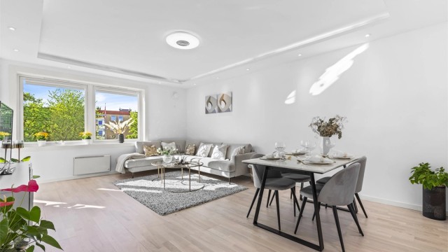 Velkommen til Otto Sogns vei 29 og denne romslige 3-roms leiligheten - Presentert av Jon Henrik Mathisen, Krogsveen