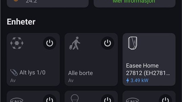 Boligen har smartstyring av varme og lys. Her er skjermbilde av appen som kan benyttes
