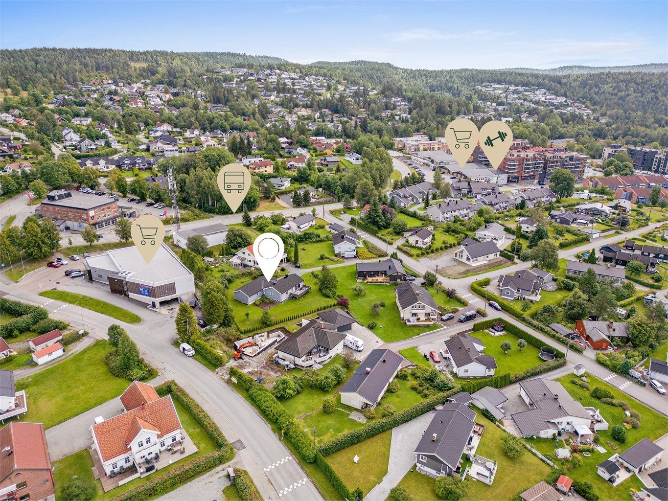 Eiendommen har en attraktiv og sentral beliggenhet på Konnerud