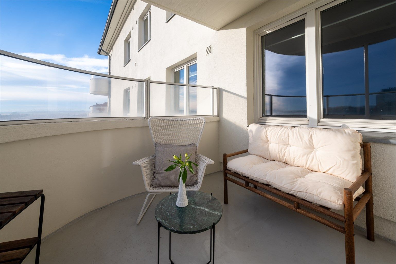 God plass til grill og utemøbler