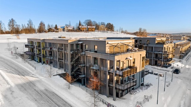 Eiendomsmegler Krogsveen v/Andreas Christophersen ønsker velkommen til Nitteberglia 1!