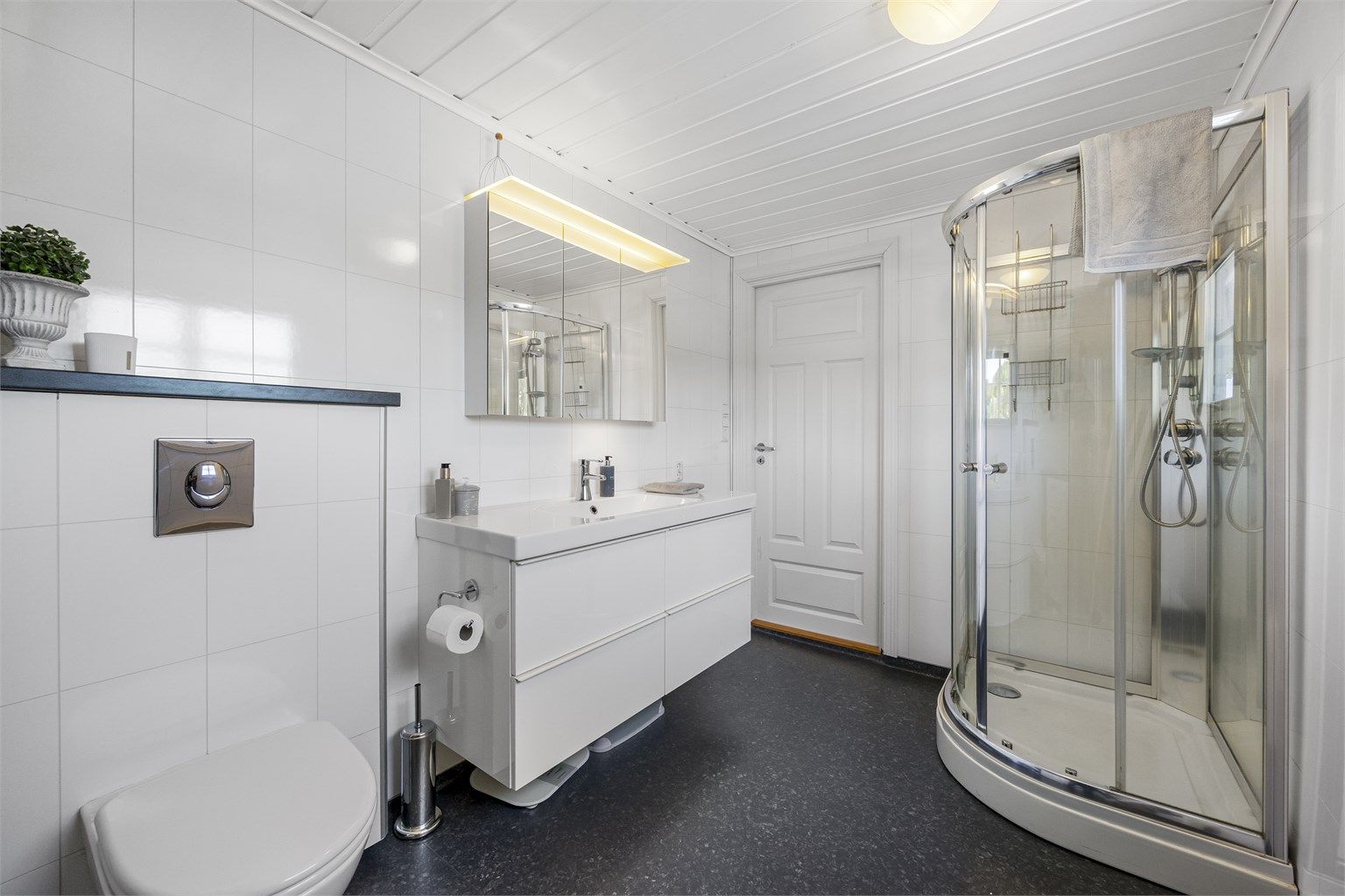 Badet i 1. etasje ble også renovert i 2014.