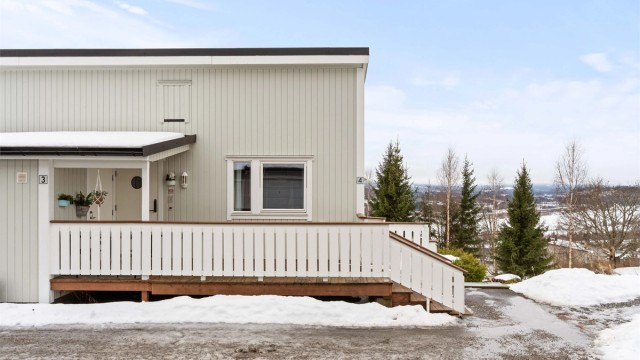 Nymalt fasade får denne leiligheten til å se ny ut.