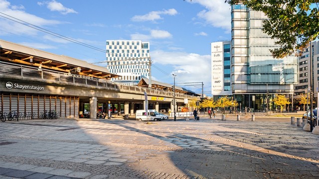 Nærhet til trafikknutepunktet Skøyen