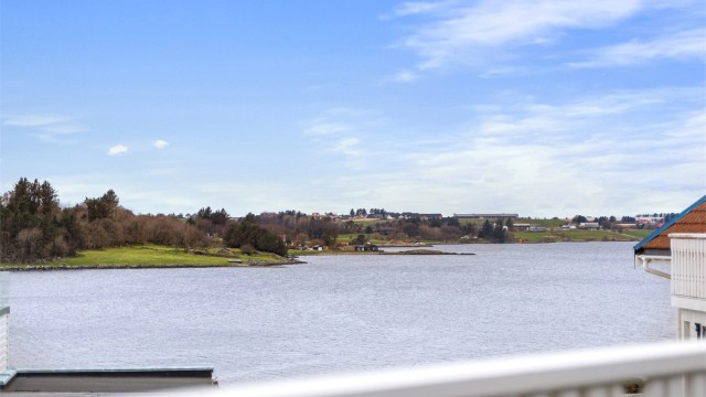 Flott utsikt fra balkongen.