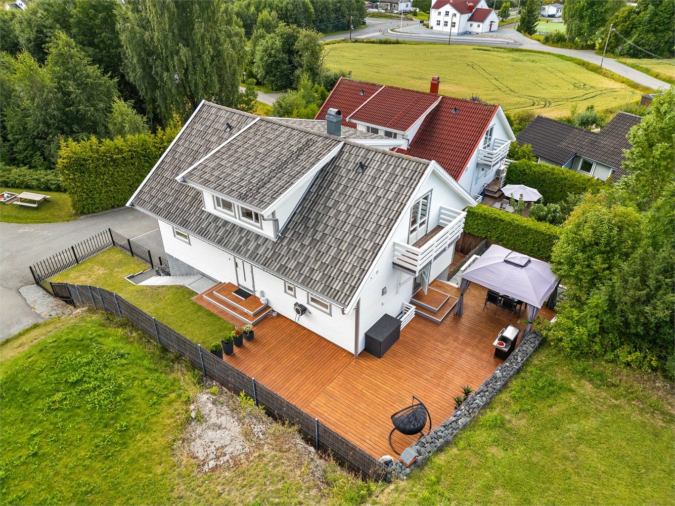 Familievennlig og velholdt enebolig fra 2015 med hybel.
Foto: Stine Prøitz Jørgensen.