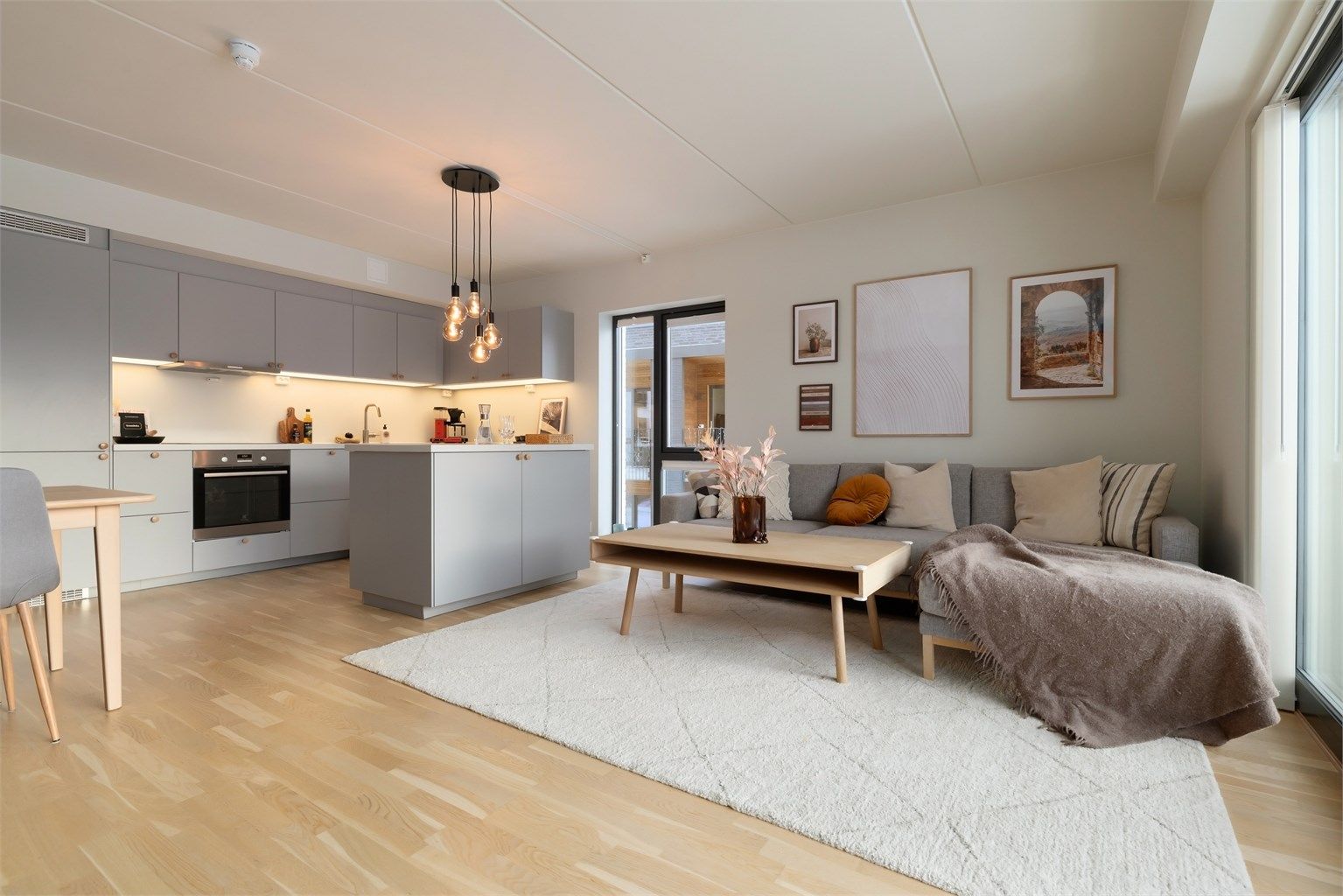 Leiligheten er på hele 85 kvm. 