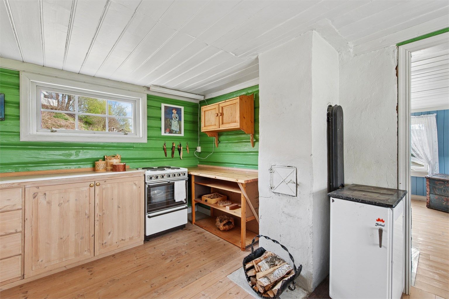 Den gamle delen av hovedhuset var opprinnelig en husmannsplass fra slutten av 1800-tallet.