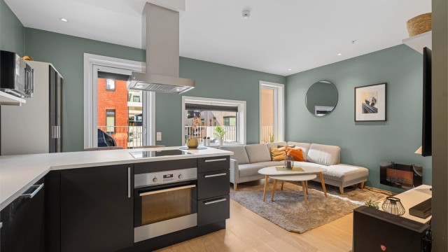 Krogsveen v/Espen Bjørndahl presenterer Sjølystveien 94. Stilren og sentral leilighet i fine omgivelser.