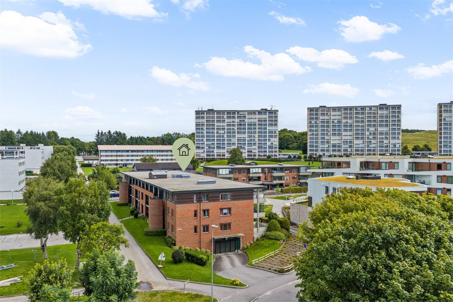 Krogsveen v/Sindre Vestre har gleden av å presentere Jernalderveien 32.
Foto: Nordbø Foto