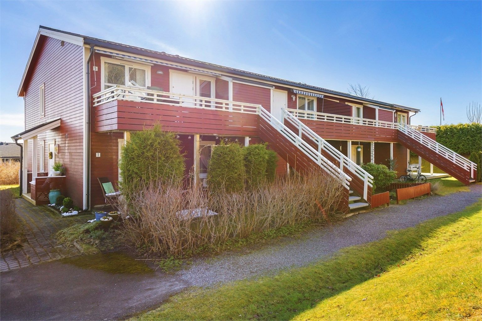 Dette er boligen for dere som ønsker å bo tett på marka med et rikt utvalg turmuligheter.