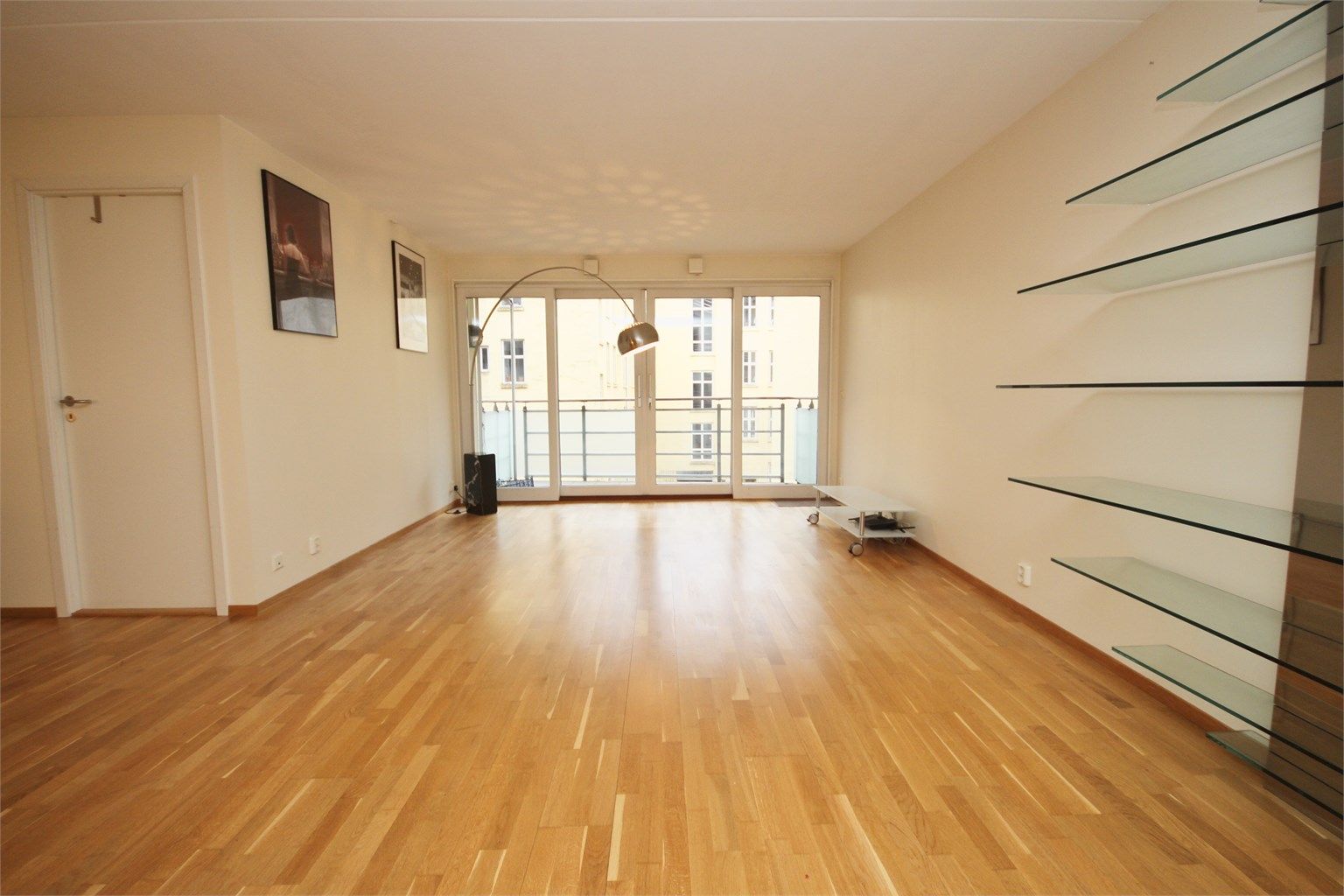 Velkommen til Krafts gate 4! En stor og pen 2-roms leilighet på St.Hanshaugen/Bislett.