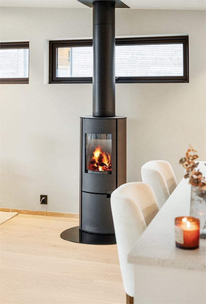 Peisovnen gir både varme og en hyggelig atmosfære på kjølige dager.