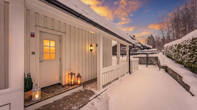 Velkommen til Hofsfossveien 103. Foto Zovenifra.no