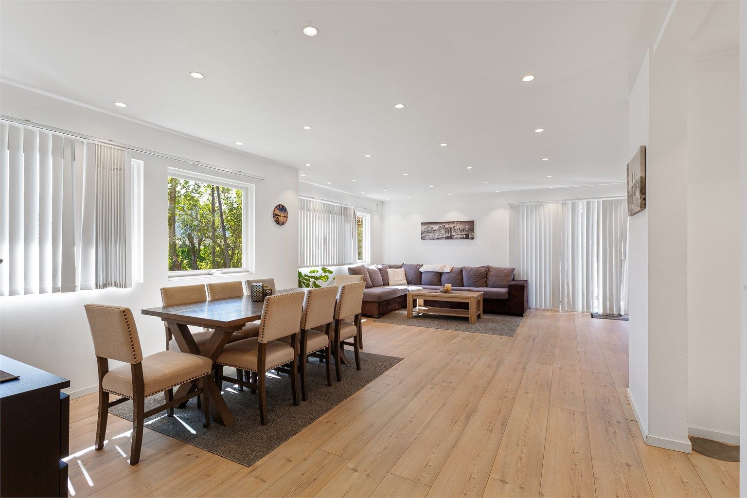 1. etasje er oppgradert/oppusset i nyere tid