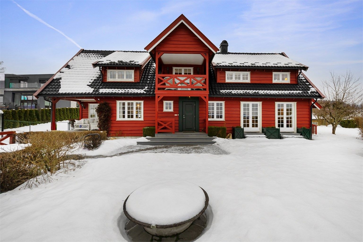 Herskapelig eiendom med vakker arkitektur