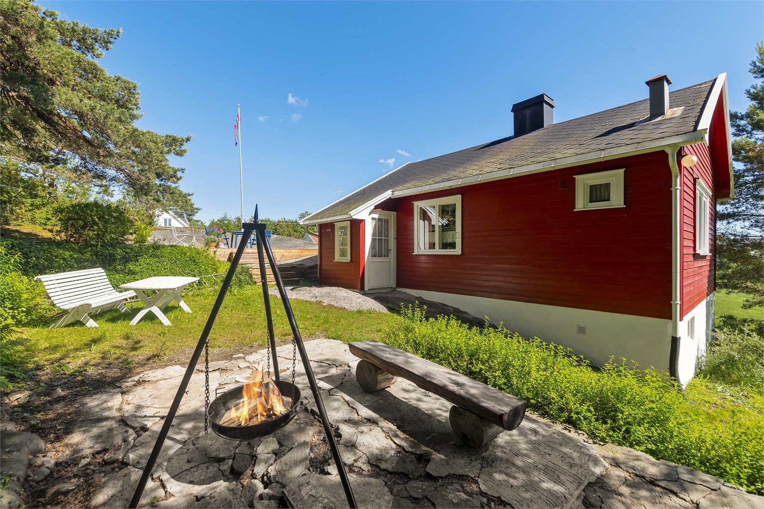 Nydelige uteplasser hvor man kan nyte roen og solen i rolige omgivelser