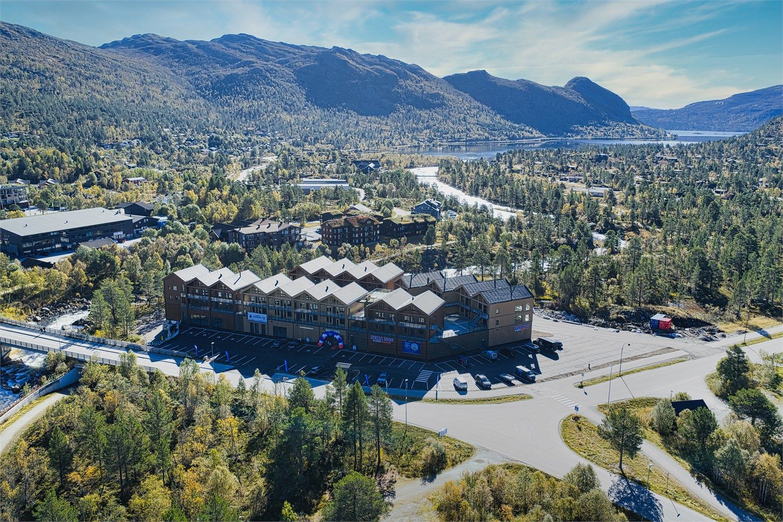 - Velkommen til Hovdegrend - 

