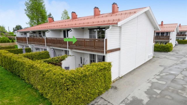 Velkommen til Mauseththunet 1E. Pen endeleilighet i 2 etasje - kort vei til Råholt sentrum. ( Foto: Morten Eriksen)