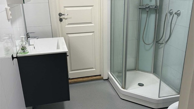 Vaskerom omgjort til bad i underetasjen