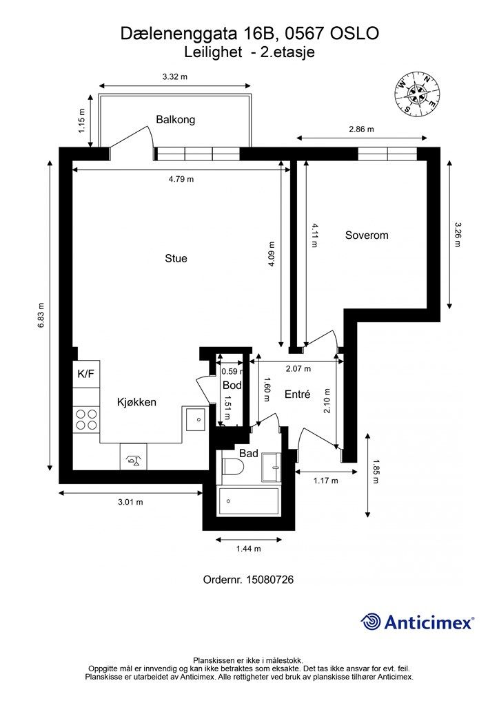 Leiligheten har en arealeffektiv planløsning som skiller soverommet fra den sosiale sonen med stue og kjøkken.