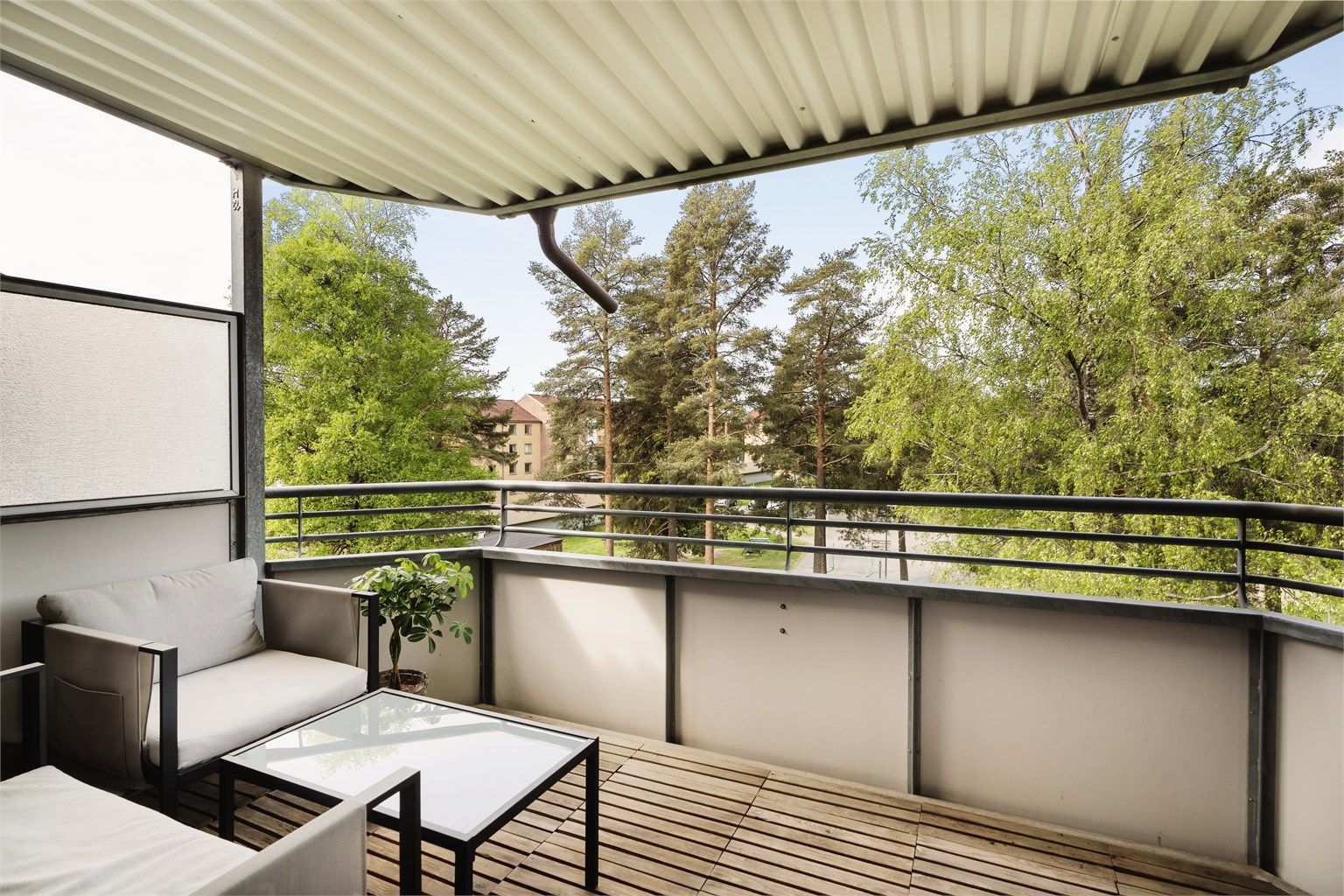 Her får du en deilig uteplass i sommerhalvåret!