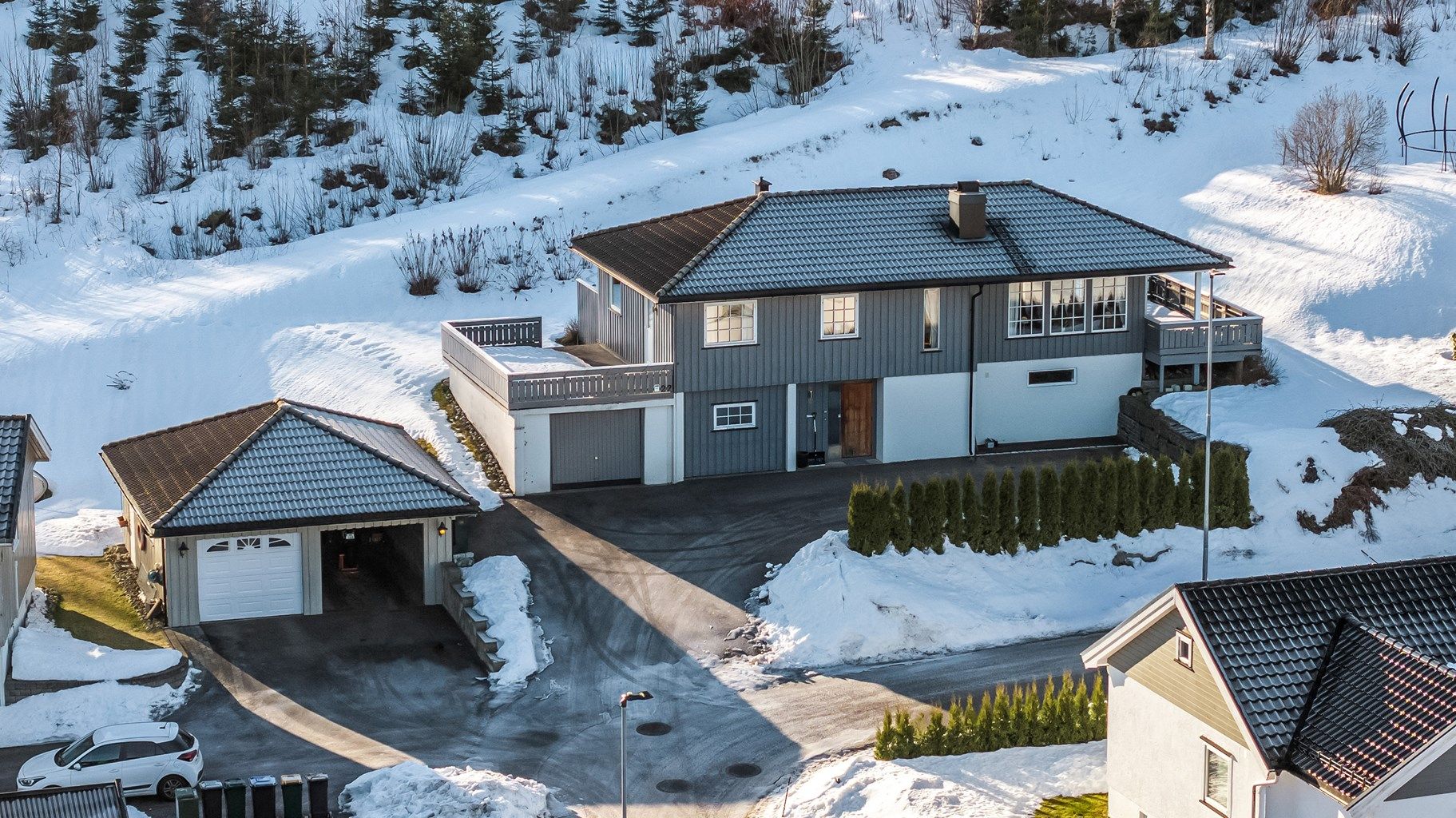 Velkommen til Øvre Fjellvang 22! Presenteres av Eiendomsmegler Krogsveen v/Eirik Varmo